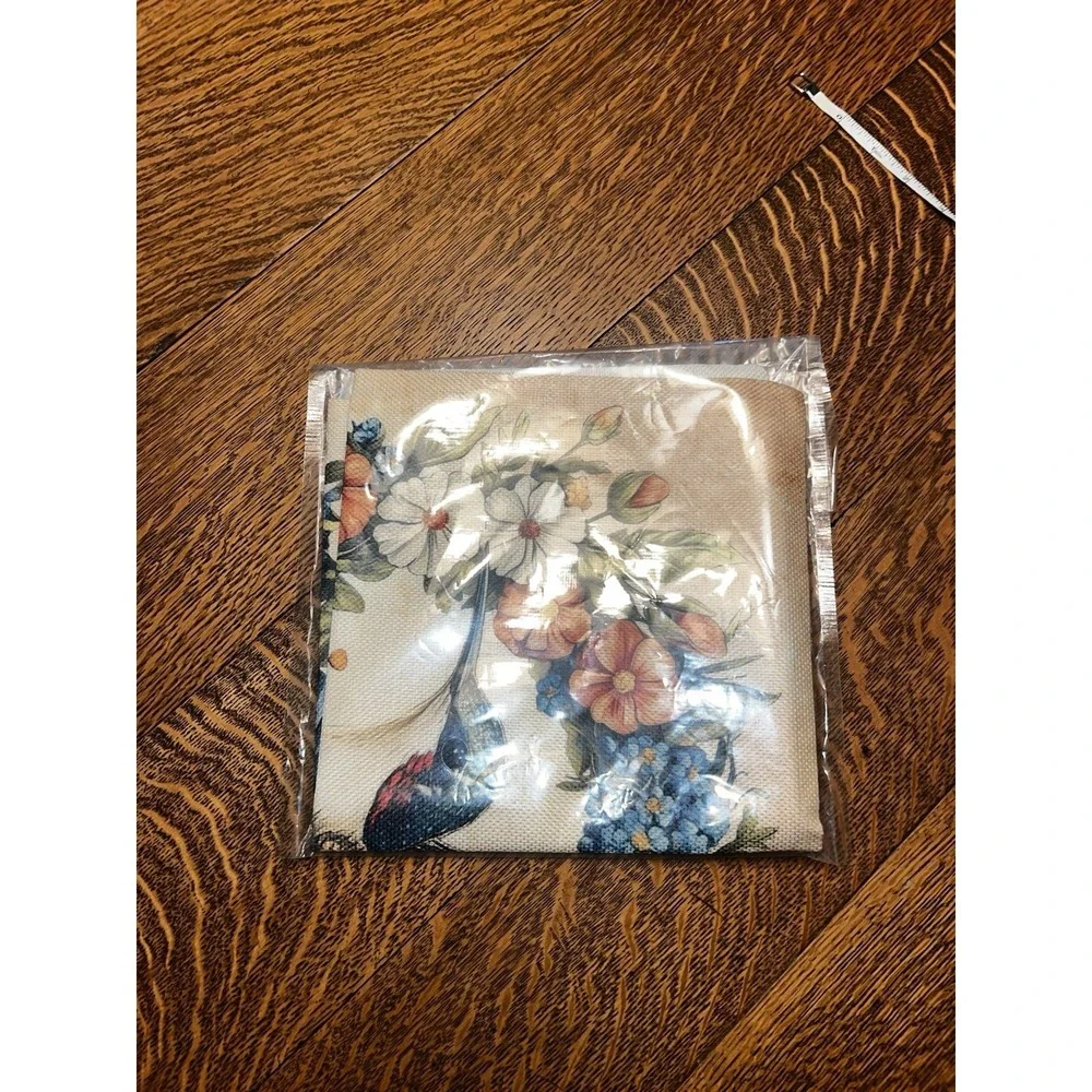 Vintage style Cottagecore Hummingbird Floral Pillow Cover 17x17  New